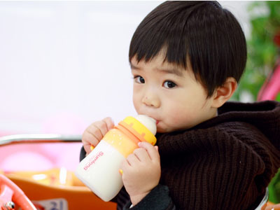 你做对了吗?奶瓶应该这样清洗