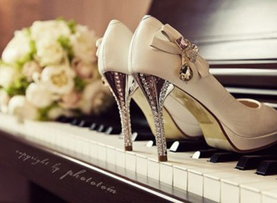 广州代妈真的知道吗？穿高跟鞋的技巧你知道哪些？