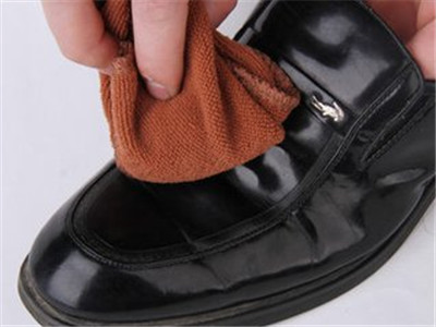 过期牛奶不舍得扔怎么办呢?